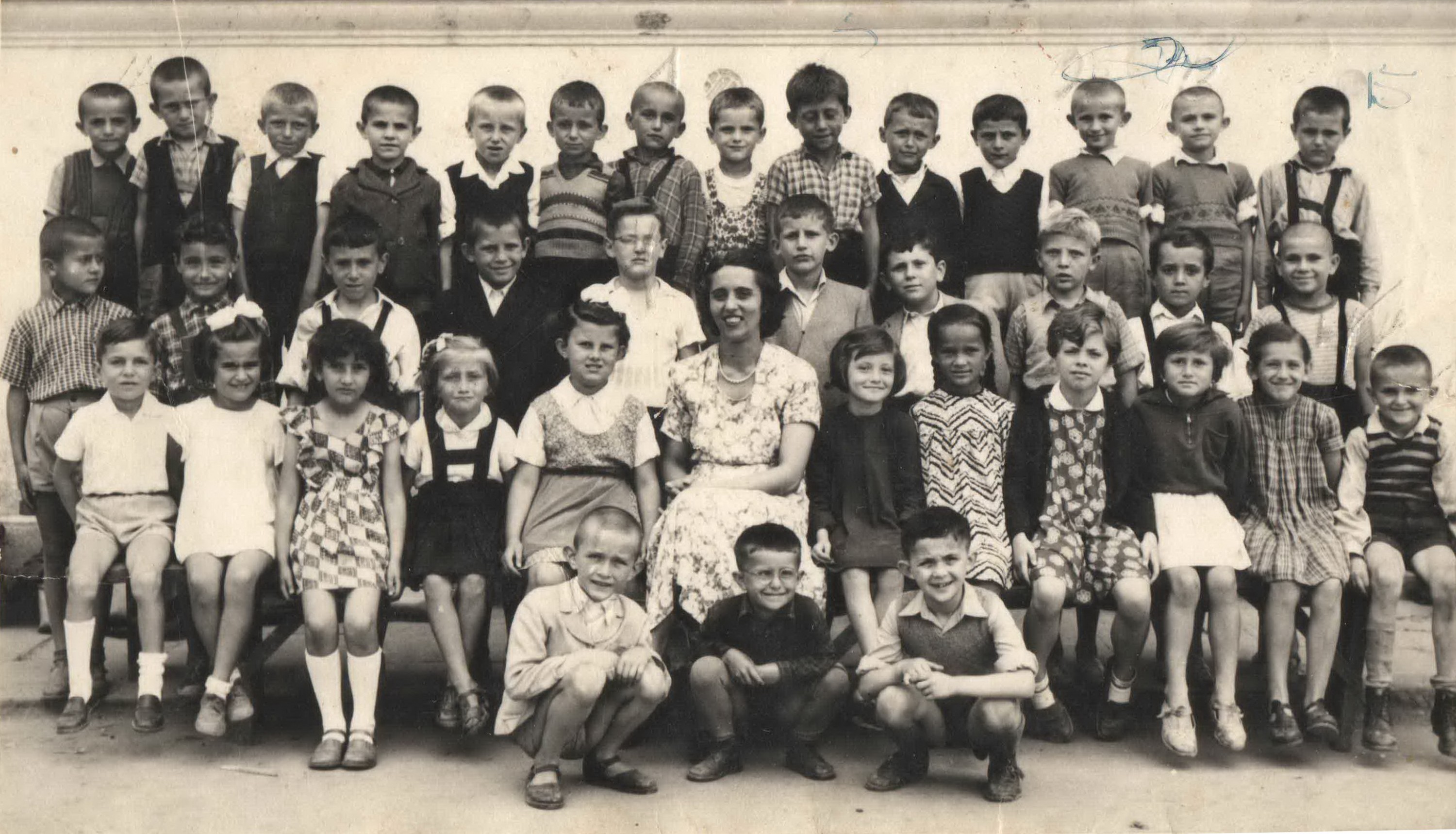 Prvi razred OŠ „Andra Savčić“, školska 1955-56