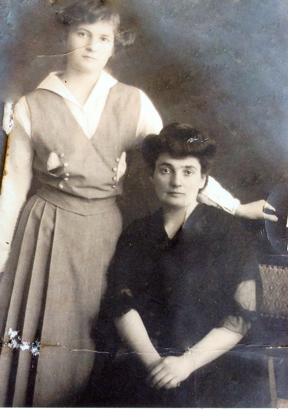 Ljubica i Pata, oko 1918.